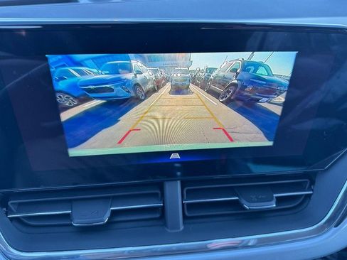 New 2026 Chevrolet Trax LT image 13