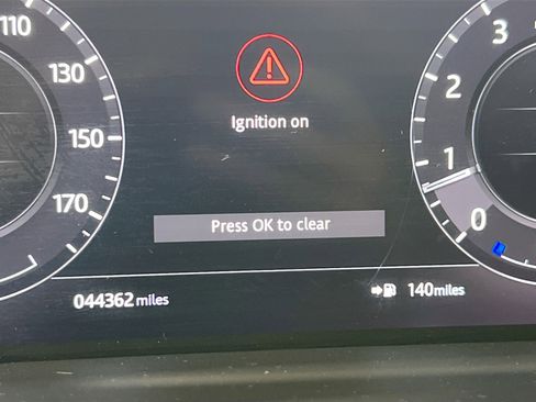 Used 2020 Land Rover Range Rover Autobiography image 12