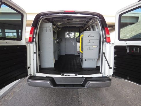 Used 2016 Chevrolet Express 3500 image 82