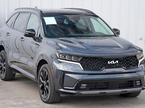 Used 2023 Kia Sorento SX image 52