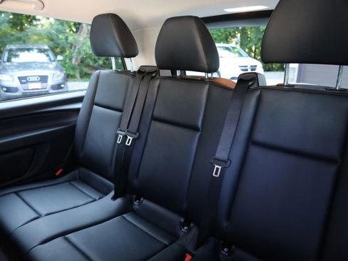 Used 2023 Mercedes-Benz Metris Passenger image 18