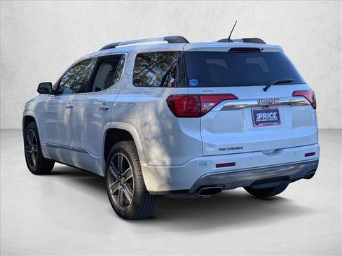 Used 2017 GMC Acadia Denali image 6