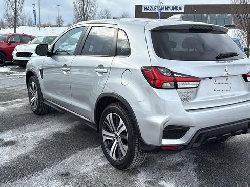 Used 2024 Mitsubishi Outlander Sport SE image 9