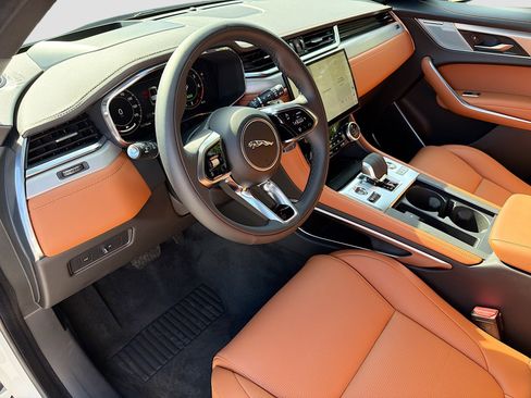 New 2026 Jaguar F-PACE R-Dynamic S image 26