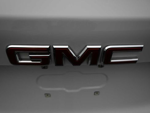 Used 2026 GMC Terrain Elevation w/ Black Edition AWD/4WD image 25