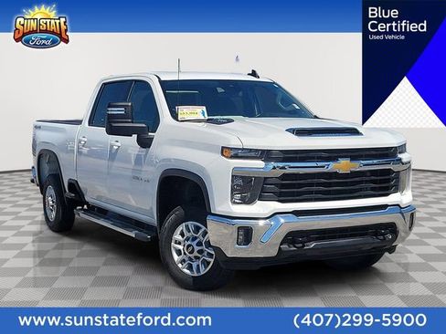 Used 2025 Chevrolet Silverado 2500 LT w/ Convenience Package AWD/4WD image 1
