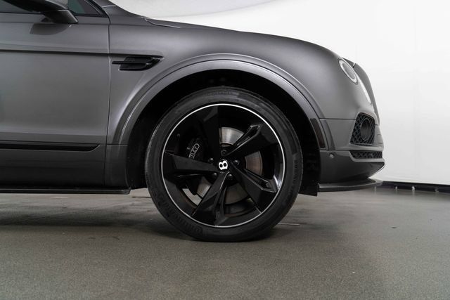 Used 2018 Bentley Bentayga AWD/4WD image 11