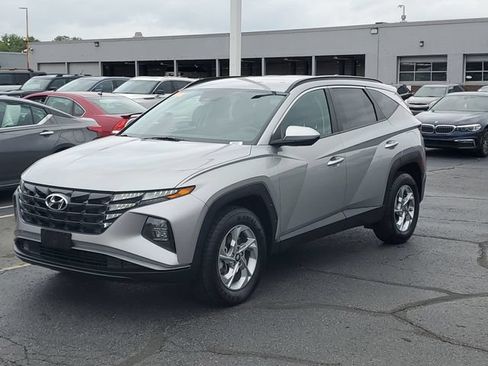 Used 2024 Hyundai Tucson SEL AWD/4WD image 3