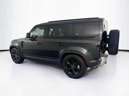 Used 2024 Land Rover Defender 110 S AWD/4WD image 7
