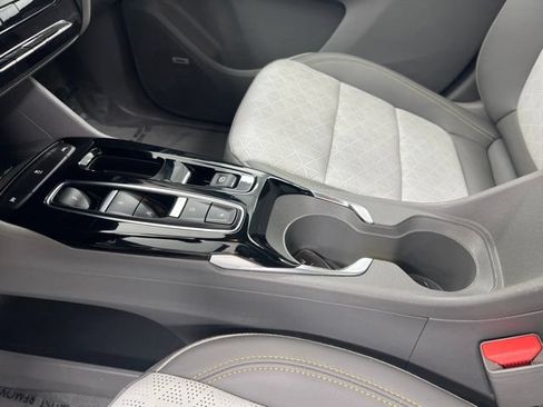 Used 2023 Chevrolet Bolt EUV Premier w/ Sun & Sound Package FWD image 14