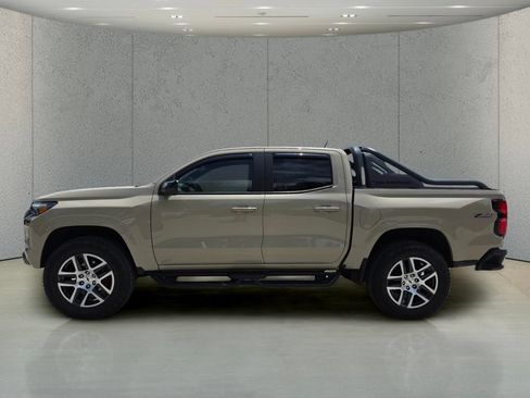 Used 2024 Chevrolet Colorado Z71 w/ Z71 Convenience Package 2 AWD/4WD image 7