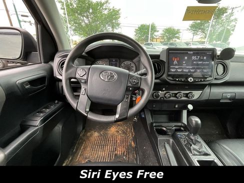 Used 2019 Toyota Tacoma SR w/ SR Convenience Package AWD/4WD image 8