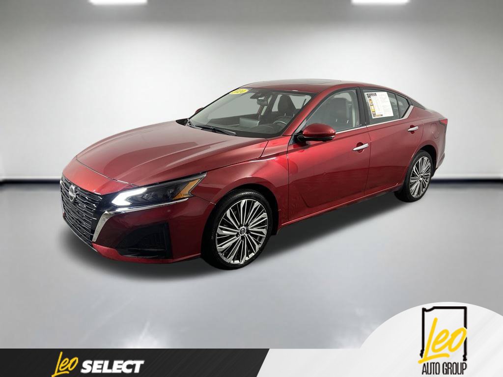 Used 2024 Nissan Altima 2.5 SL AWD/4WD image 1