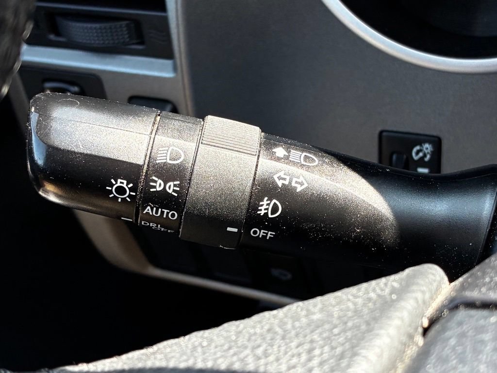 Used 2017 Toyota Sequoia SR5 AWD/4WD image 18