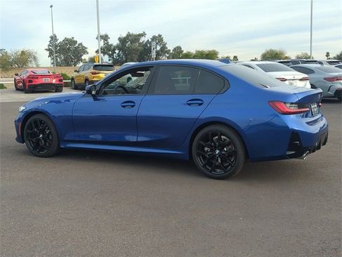 New 2026 BMW 330i 330i w/ M Sport Package image 8