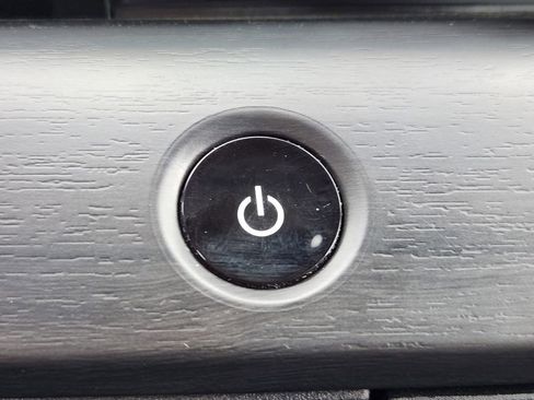 Used 2024 Nissan Ariya AWD image 18