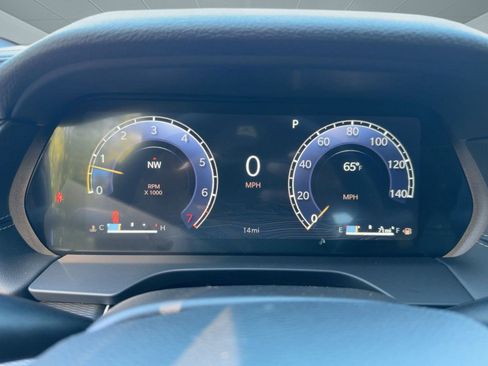 New 2025 Jeep Grand Cherokee Altitude image 20