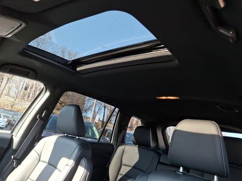 Used 2023 Honda Passport EX-L image 13