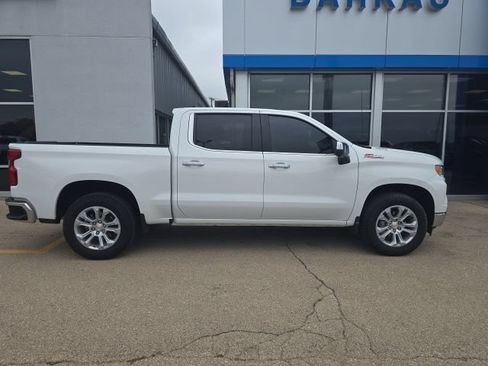 Used 2026 Chevrolet Silverado 1500 LTZ AWD/4WD image 4