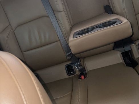 Used 2023 Jeep Gladiator Rubicon w/ Cold Weather Group image 39