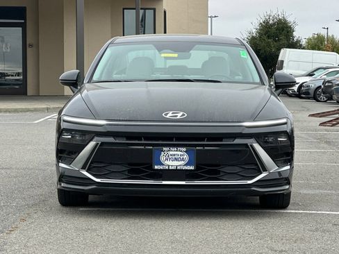 Used 2025 Hyundai Sonata SEL FWD image 9