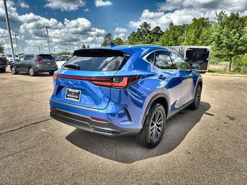 Used 2025 Lexus NX 250 FWD w/ Accessory Package (Z2) image 8
