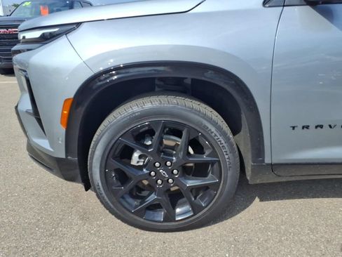 Used 2024 Chevrolet Traverse RS w/ LPO, Floor Liner Package AWD/4WD image 26