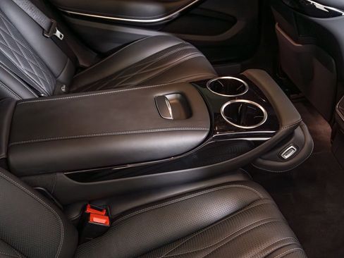 Used 2020 Mercedes-Benz S 63 AMG 4MATIC Sedan image 35