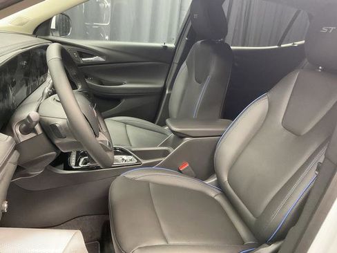 New 2026 Buick Encore GX Sport Touring w/ Comfort Package AWD/4WD image 14