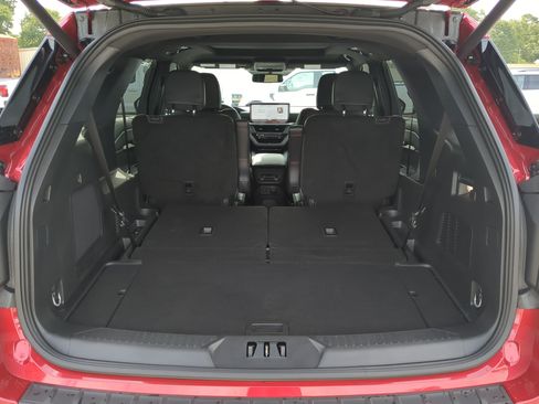 Certified 2025 Ford Explorer ST-Line w/ Premium Package AWD/4WD image 11