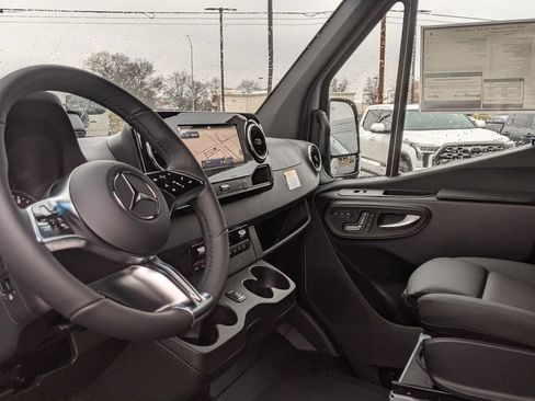 New 2026 Mercedes-Benz Sprinter 2500 image 8