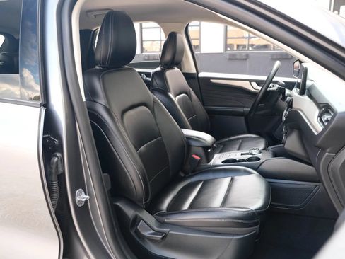 Used 2022 Ford Escape SEL FWD image 33