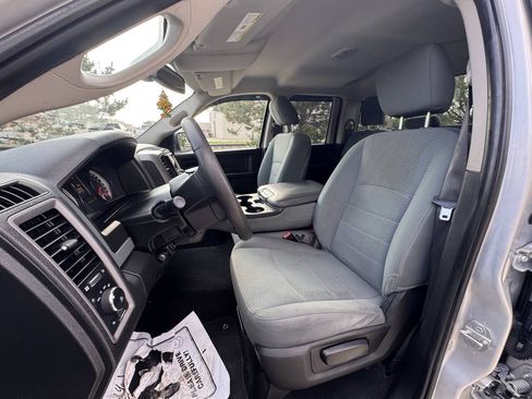 Used 2019 RAM 1500 Express AWD/4WD image 12