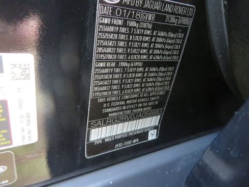 Used 2018 Land Rover Discovery SE image 33