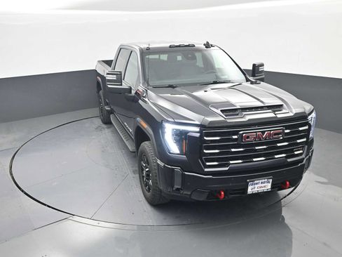 Used 2024 GMC Sierra 2500 AT4 w/ AT4 Premium Plus Package AWD/4WD image 46