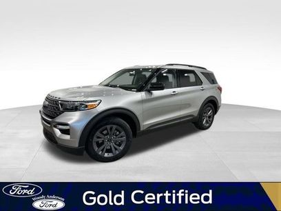 Certified 2022 Ford Explorer XLT w/ Equipment Group 202A