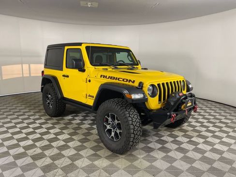 Used 2019 Jeep Wrangler Rubicon w/ Cold Weather Group AWD/4WD image 24
