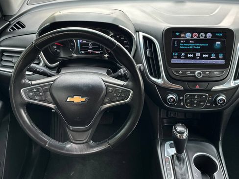 Used 2018 Chevrolet Equinox LT w/ Sun & Infotainment Package AWD/4WD image 13