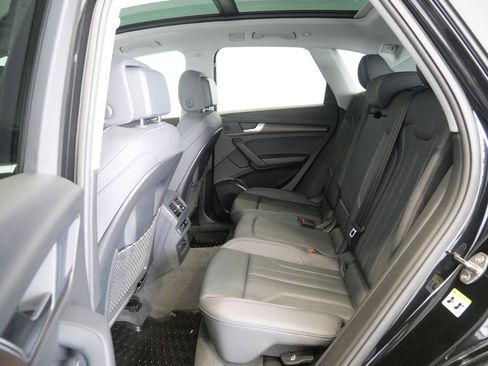 Used 2024 Audi Q5 2.0T Premium AWD/4WD image 26