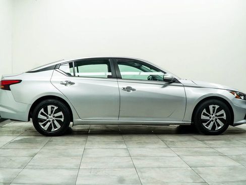 Used 2021 Nissan Altima 2.5 S image 11