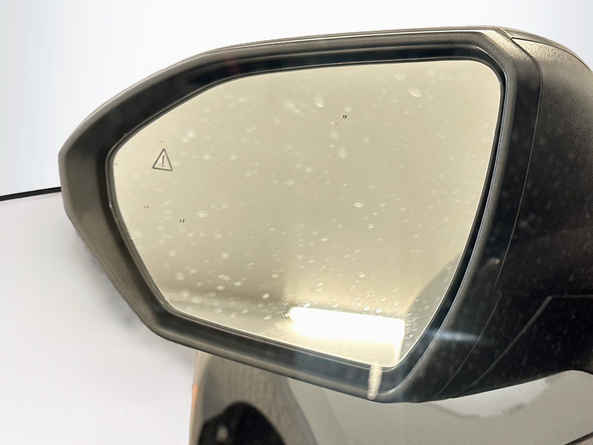 Used 2025 Hyundai Santa Cruz SEL AWD/4WD image 16