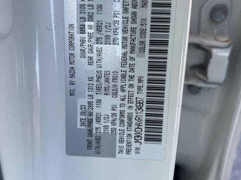 Used 2024 MAZDA CX-90 Plug-In Hybrid w/ Premium Pkg image 25