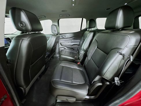 Used 2020 GMC Acadia SLT w/ Driver Alert Package II image 28