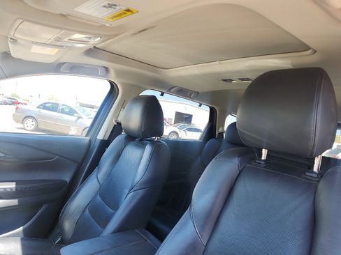 Used 2018 MAZDA CX-9 Touring w/ Touring Premium Package image 16