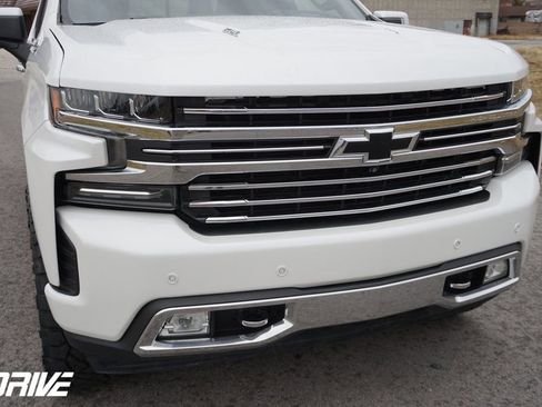 Used 2019 Chevrolet Silverado 1500 High Country image 4
