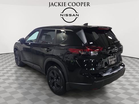 New 2026 Nissan Rogue SV w/ Cold Weather Package FWD image 7