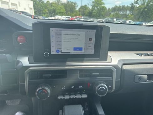 Used 2024 Toyota Tacoma TRD Off-Road AWD/4WD image 30