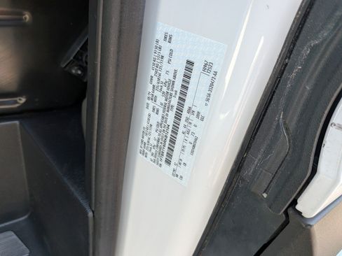 Used 2024 Ford Transit 250 Low Roof w/ Exterior Upgrade Package RWD image 31