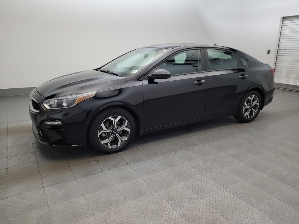 Used 2020 Kia Forte LXS FWD image 2
