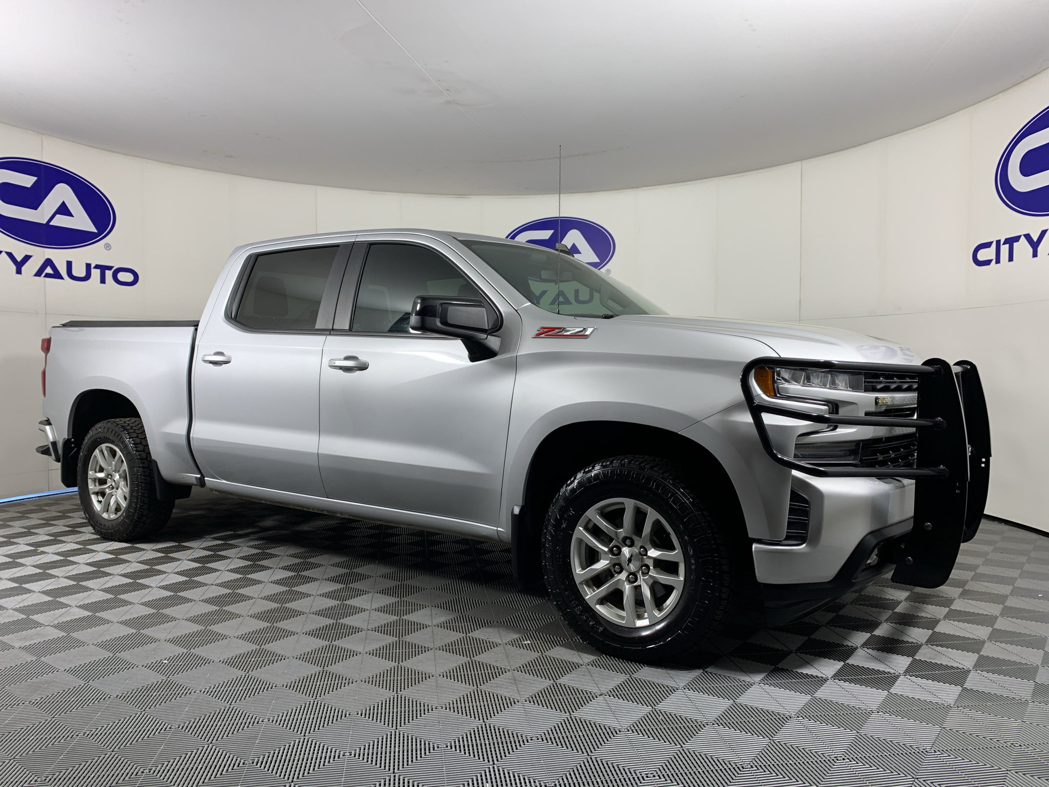 Used 2022 Chevrolet Silverado 1500 RST AWD/4WD image 1